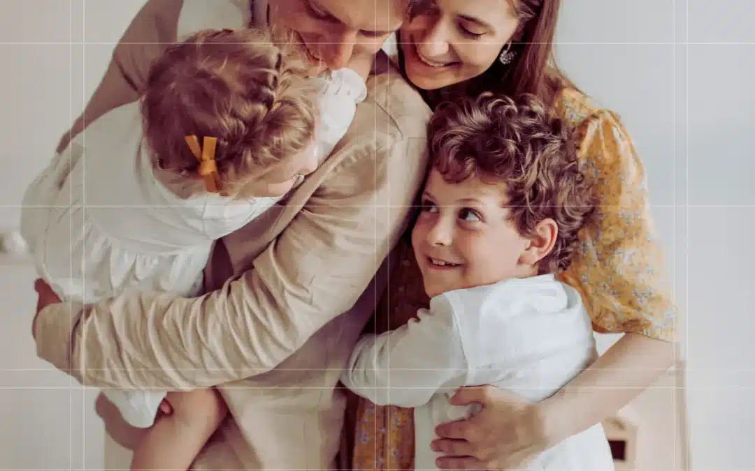 Waarom dagelijkse momenten met het gezin waardevoller zijn dan geposeerde foto’s